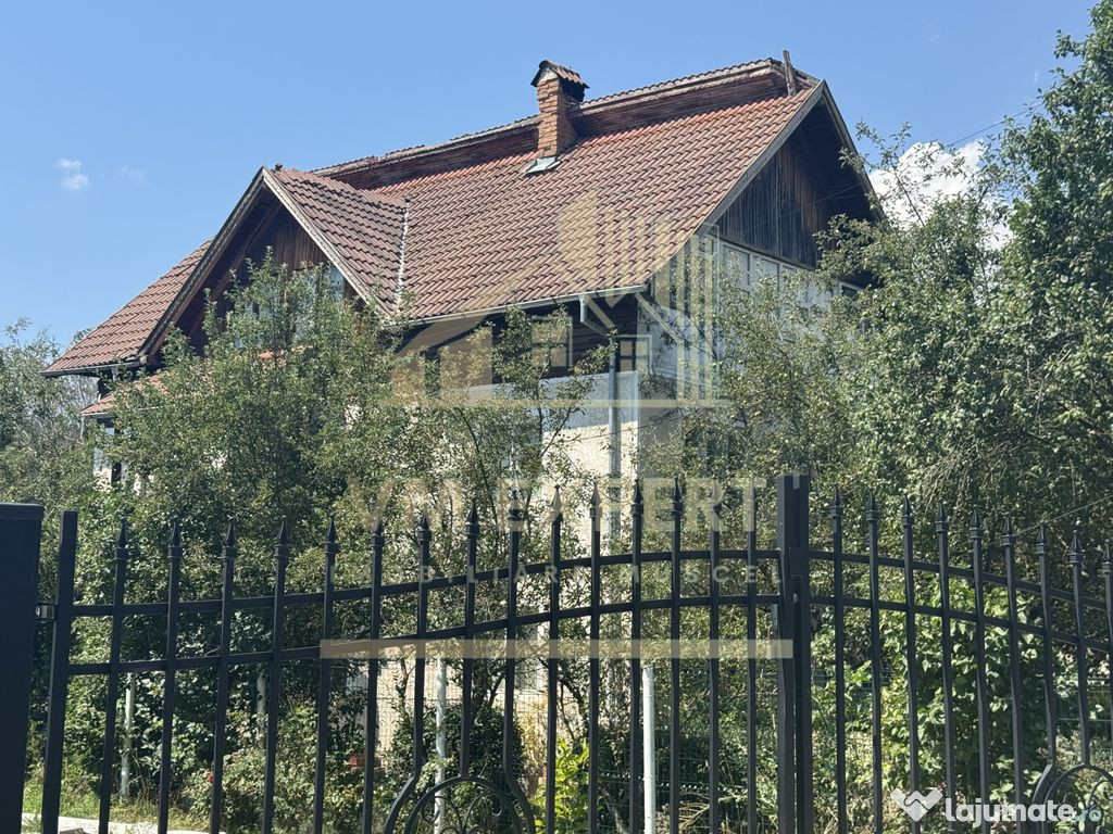 CASA 11 CAMERE TEREN 893 MP LEREȘTI ARGEȘ