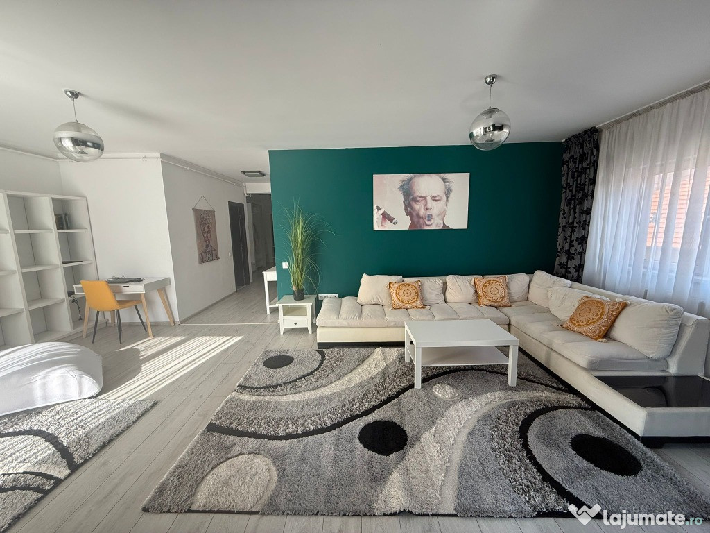 Inchiriez apartament 3 camere zona centrala