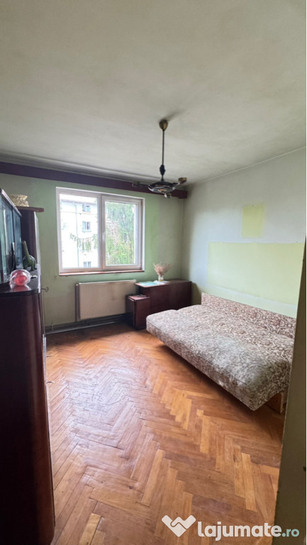 Apartament 4 camere