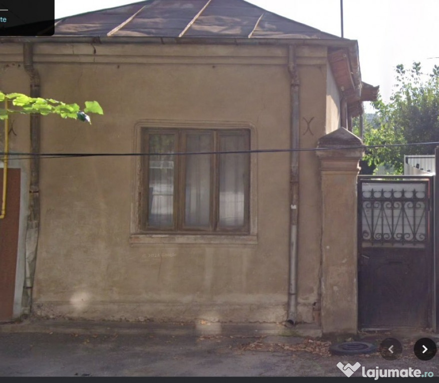 Teren 250mp/casa batraneasca zona centrala, piata Concordia