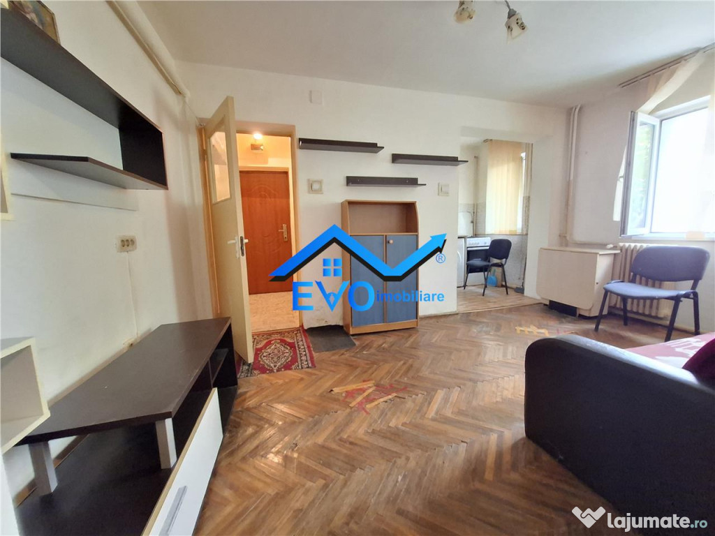 Apartament 2 camere Podu Ros Cantemir, liber, bloc fara risc