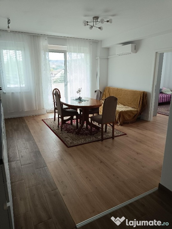 Apartament 3 camere Zavoaie et 1