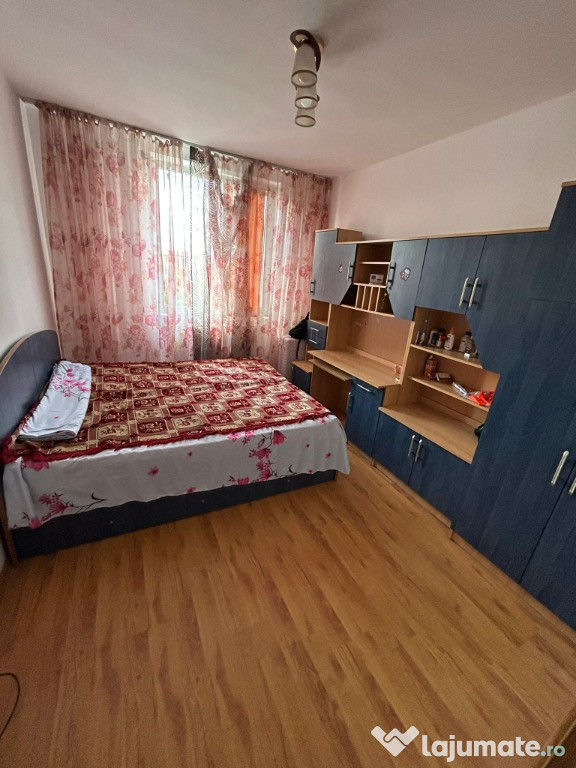 De inchiriat 2 camere,zona spitalului Nou,pret 1300 lei|luna
