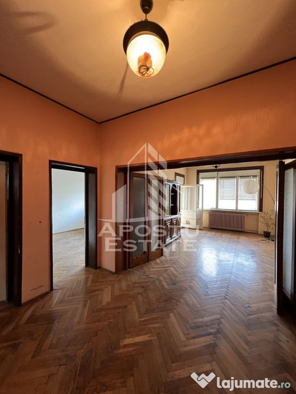 Ap de renovat cu vedere la punctele cardinale