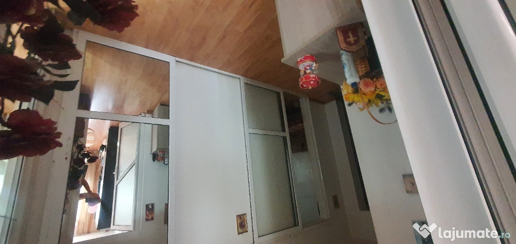 Apartament cu 2cameee