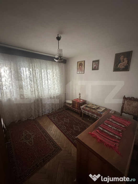 Apartament cu 3 camere, 66mp,Micro 16