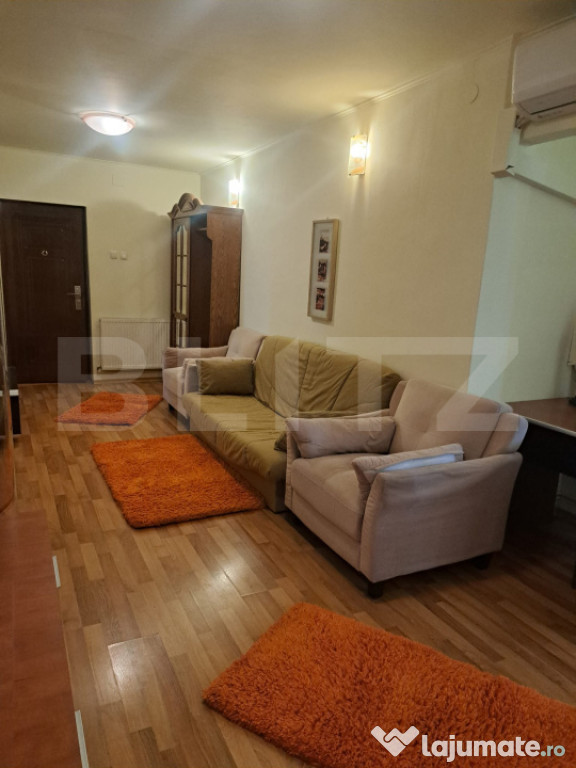 De închiriat apartament cu 4 camere | Podu Roș |