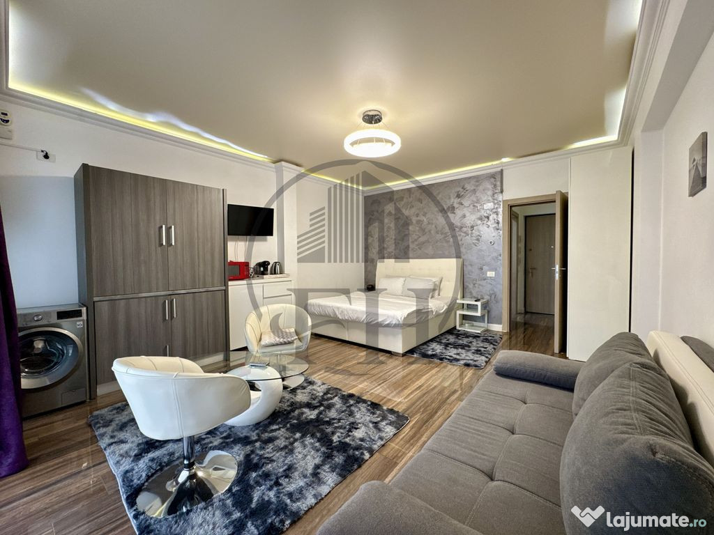 Studio de vanzare Mamaia, prima linie la mare