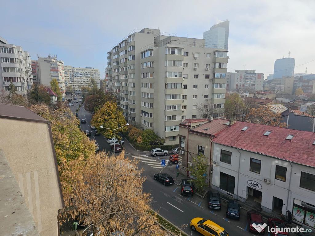 Inchiriez garsoniera Banu Manta - Victoriei - proprietar