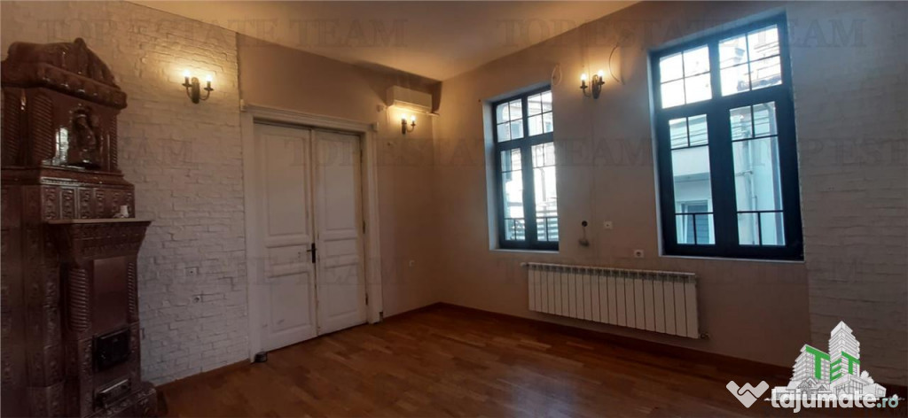 Casa centrala, 4 camere, curte , renovata integral, de inch