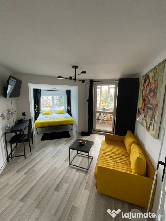 Închiriez apartament 2 camere 11 iunie Piața Unirii