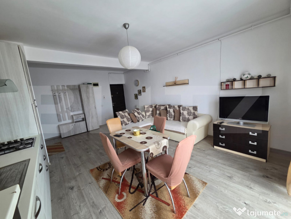 Apartament 3 camere, intermediar, mobilat si utilat, Zona Io