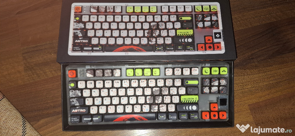 Tastatura QwertyKey 80 Astro Bluetooth Wireless Hotswap RGB