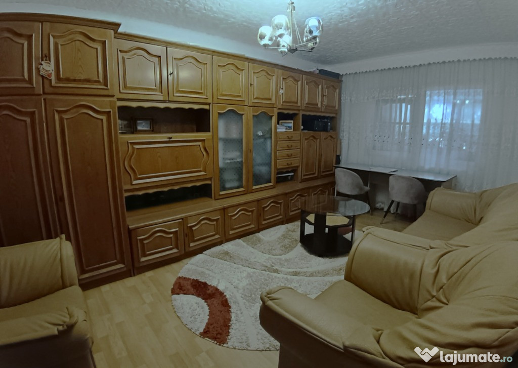 Apartament cu 3 Camere in Burdujeni