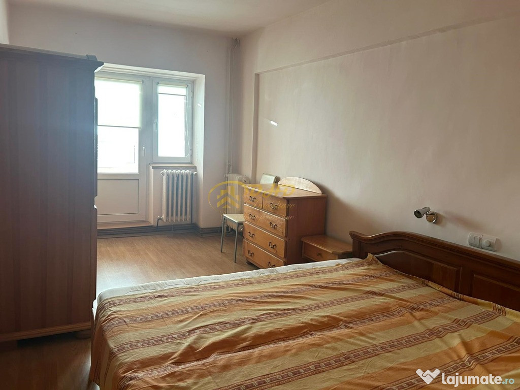 Apartament cu 3 camere decomandat la Gara, langa statia Bacinschi