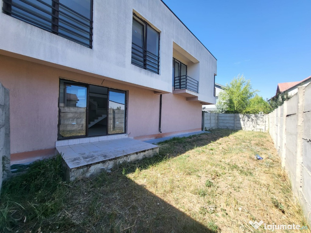 Casa 5 camere, 3 bai, clasa energetica A, loc parcare