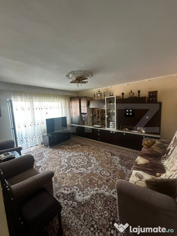 Apartament de vanzare, cu 2 camere, 59 mp, zona Paulesti