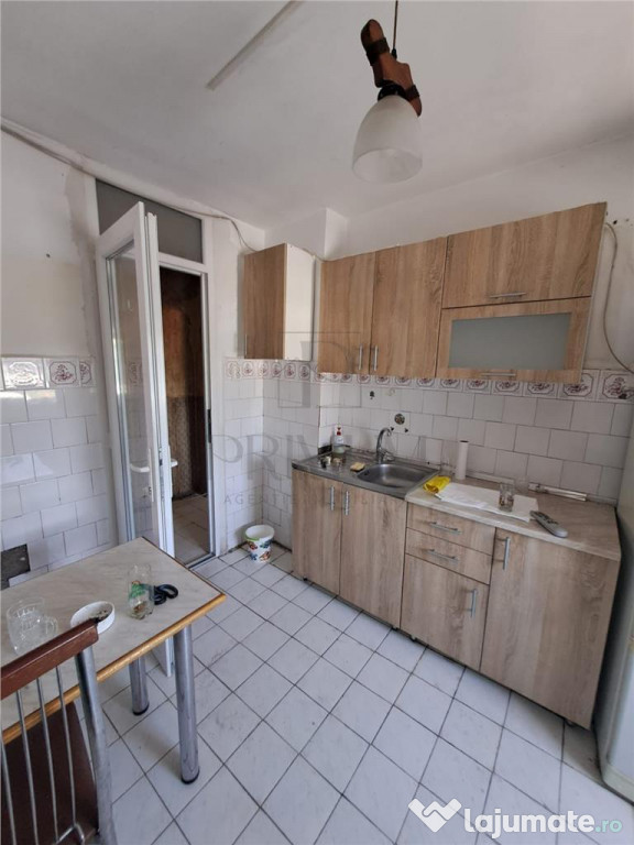 LIPOVEI - ETAJ 2 - BLOC IZOLAT - 3 CAMERE - 2 BAI - CENTRALA