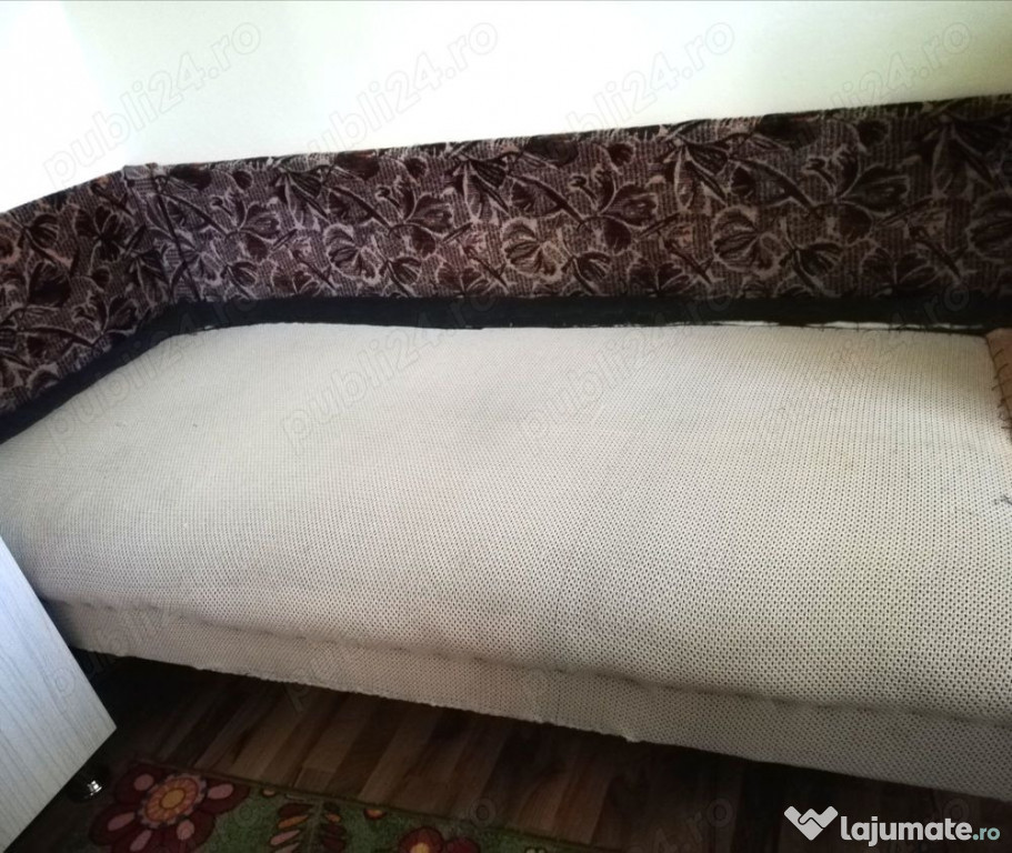 Pat din lemn masiv, cu arcuri - recondiționat