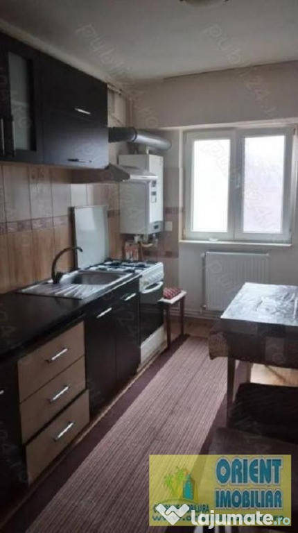 Km 4, 3 camere, centrala gaze, vanzari Constanta