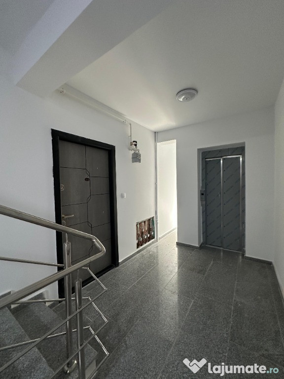 Aparatorii Patriei Apartament 2 Camere tip Studio 47 mp
