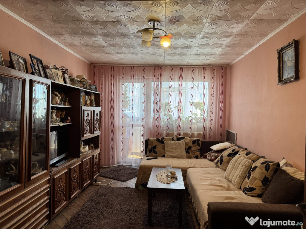 2 cam, 51 mp, etaj 7, fara imbunatatiri, str. Corrnisei