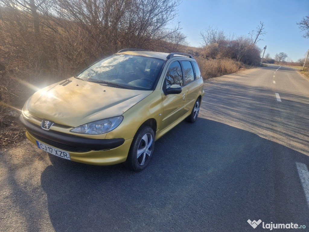 Vând Peugeot 206