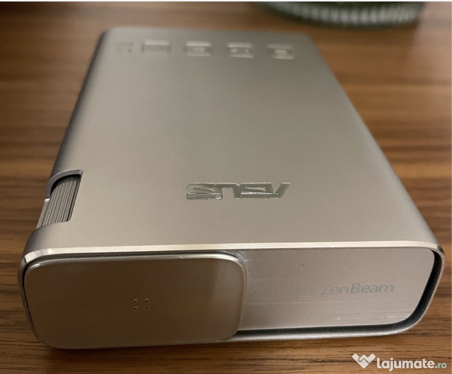Mini Proiector Asus ZenBeam 21, ca nou