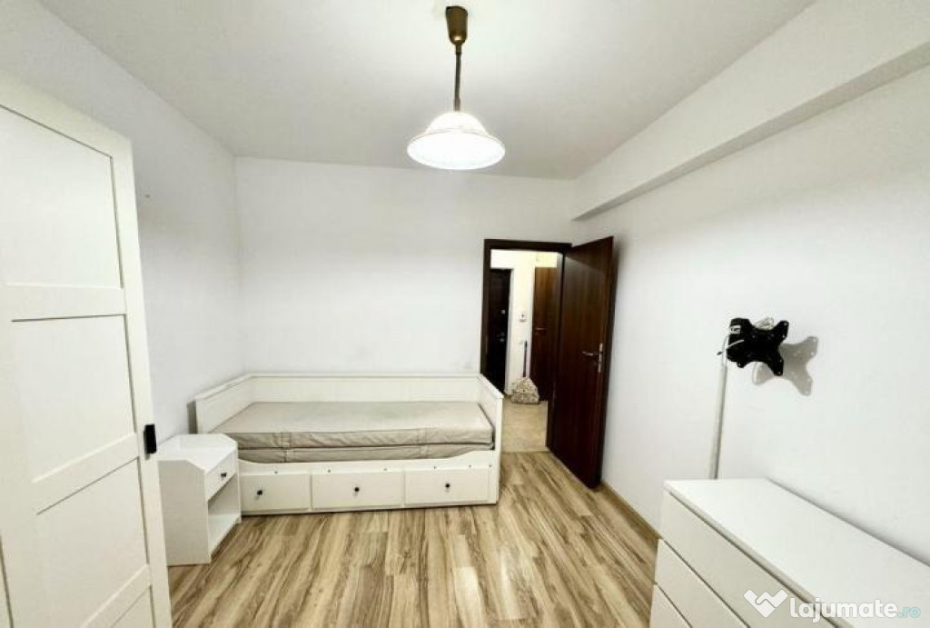Dimitrie leonida demisol studio cu parcare