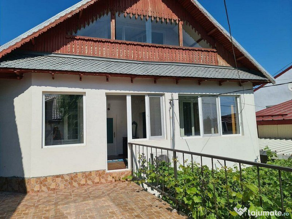 De inchiriat - casa P+1E+M - zona Port, langa liceul de M...