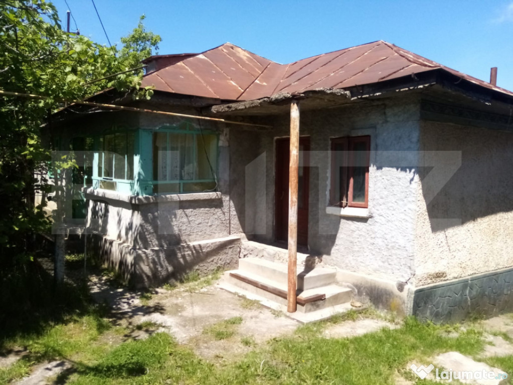 Casa cu 2 camere, suprafata teren 1700mp + super priveliste