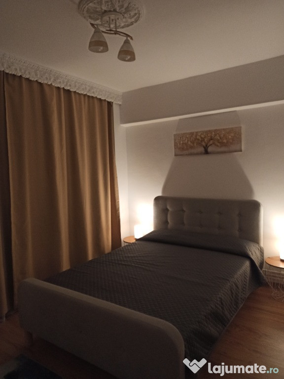 Apartament central in Tășnad cu 2 camere, decomandat, recent renovat.