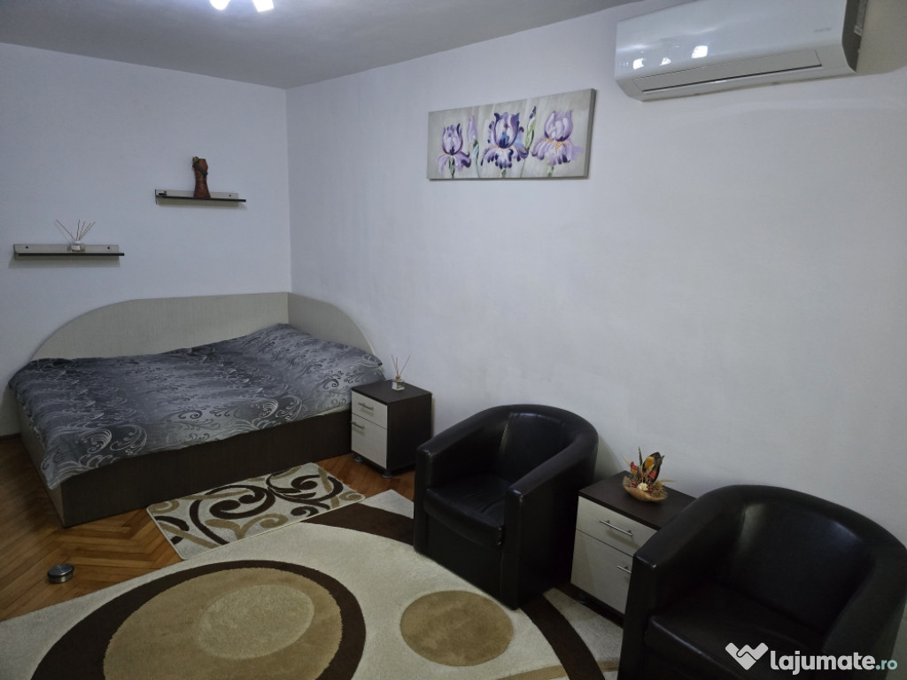 Apartament 2 camere de închiriat