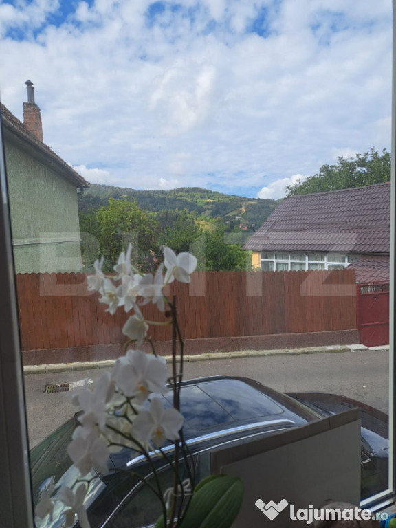 Casa individuala de vanzare in Scheii Brasovului(zona Piata