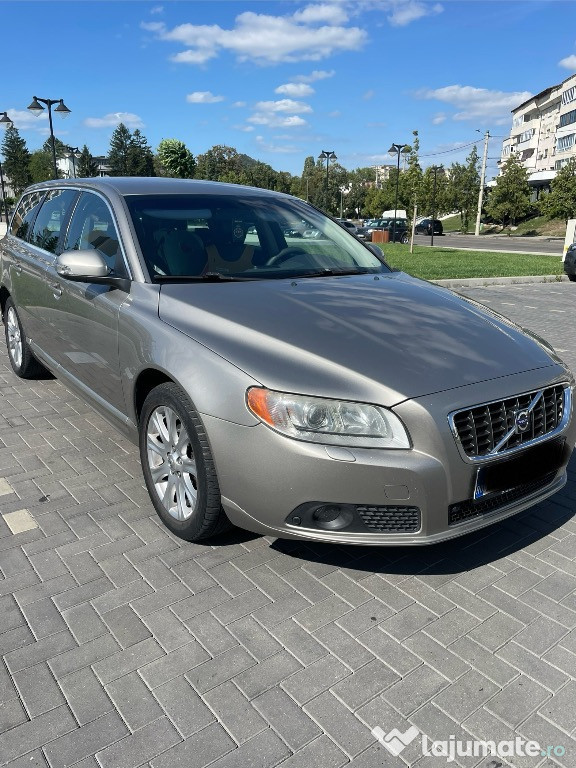 Vând Volvo V70 Impecabil!