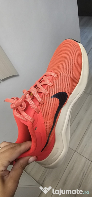 Adidasi nike alergare