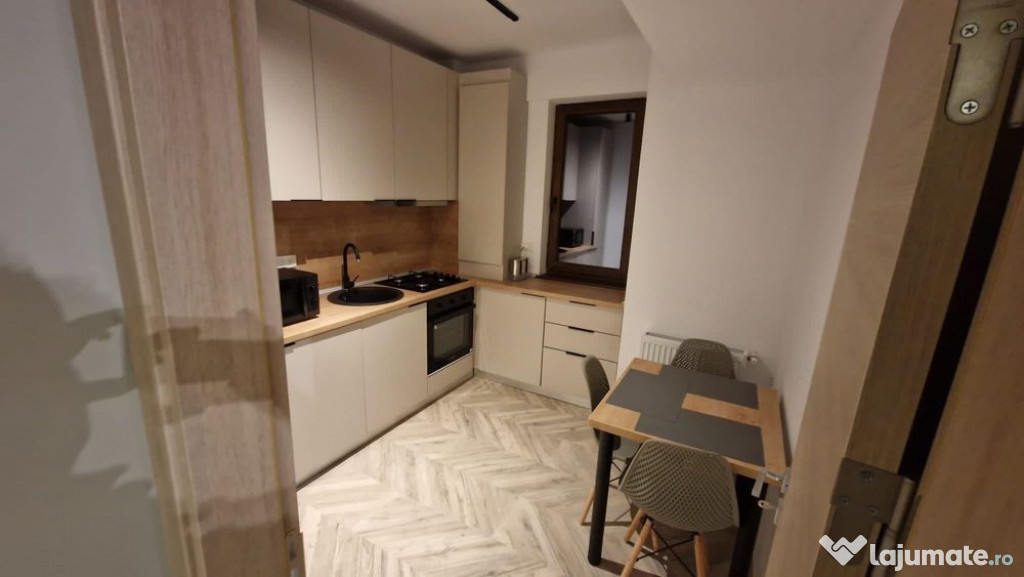 Apartament 2 camere de inchiriat - zona Tomis Nord Constant