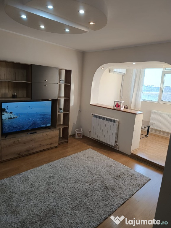 Apartament cu 2 camere in Micro 18