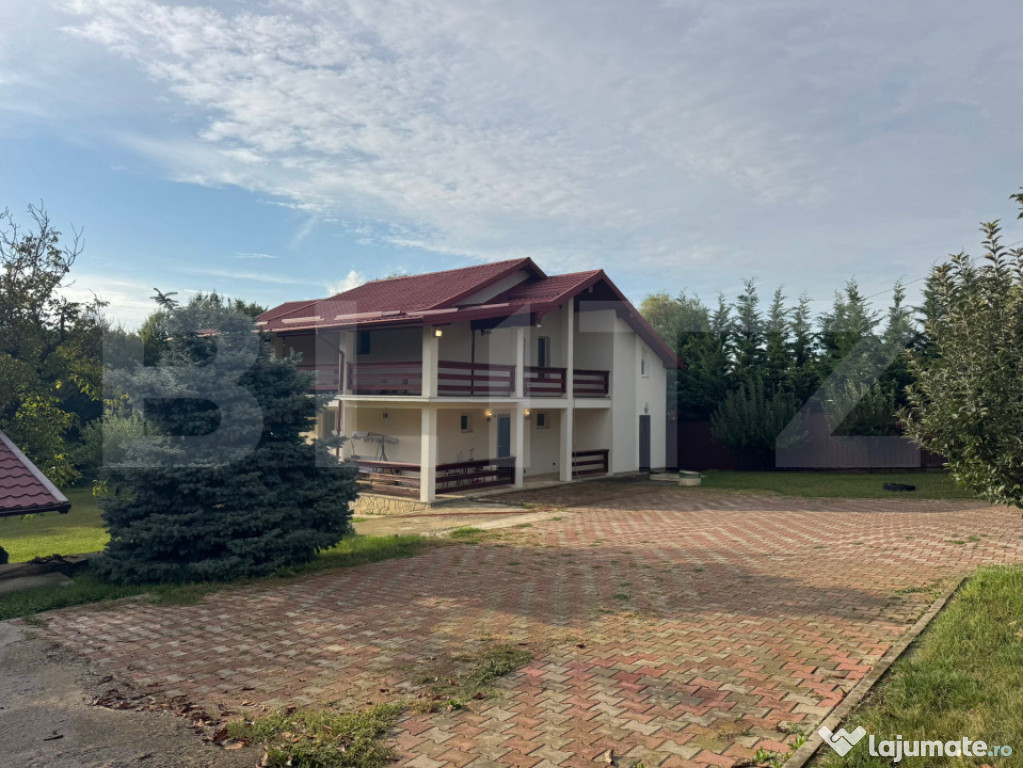 Casa de 4 camere, 1670mp teren, zona Barnova