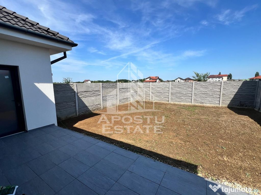 1/2 Duplex pe parter, cu 3 camere si 2 bai, Sag