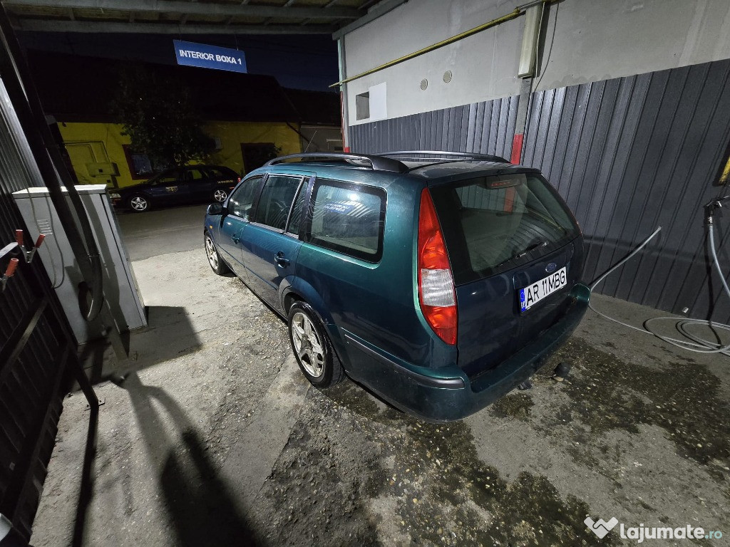 Vand sau schimb 2 masini pe una sau cu scuter