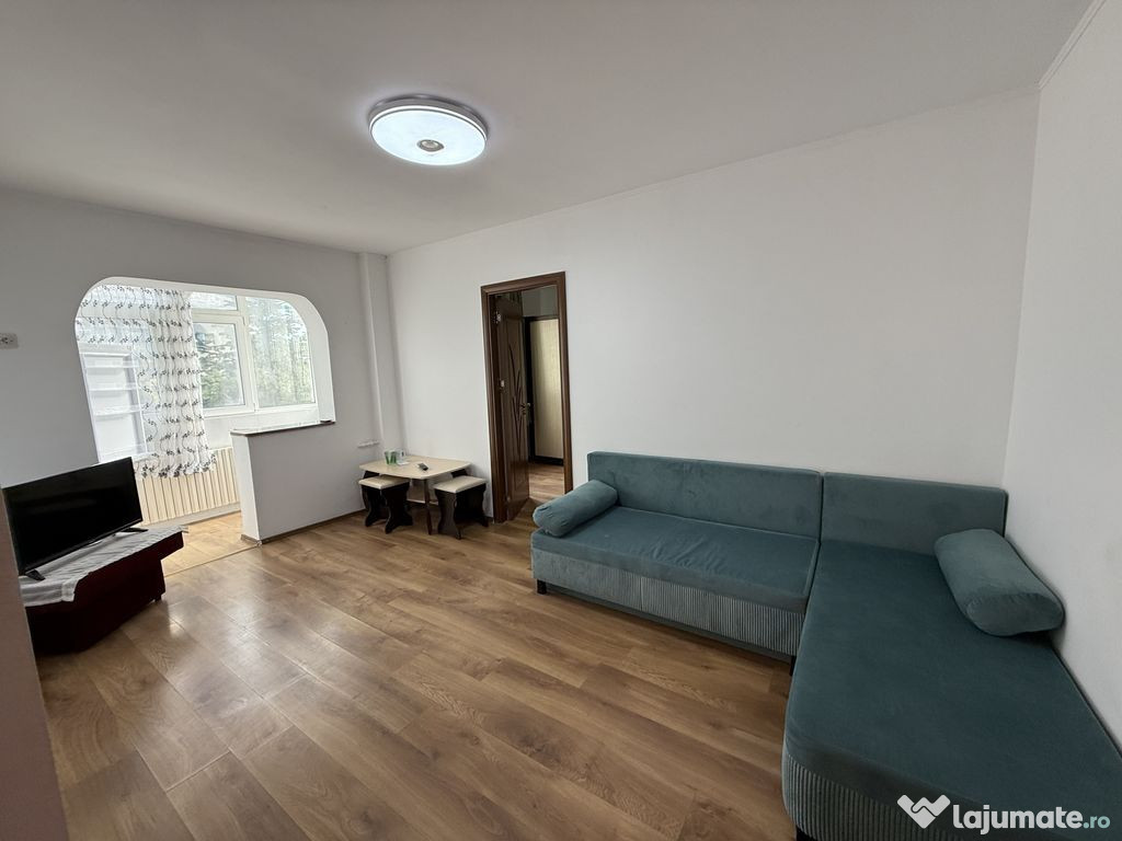 APARTAMENT DE INCHIRIAT 3 CAMERE 500 EURO ZONA CIRESICA
