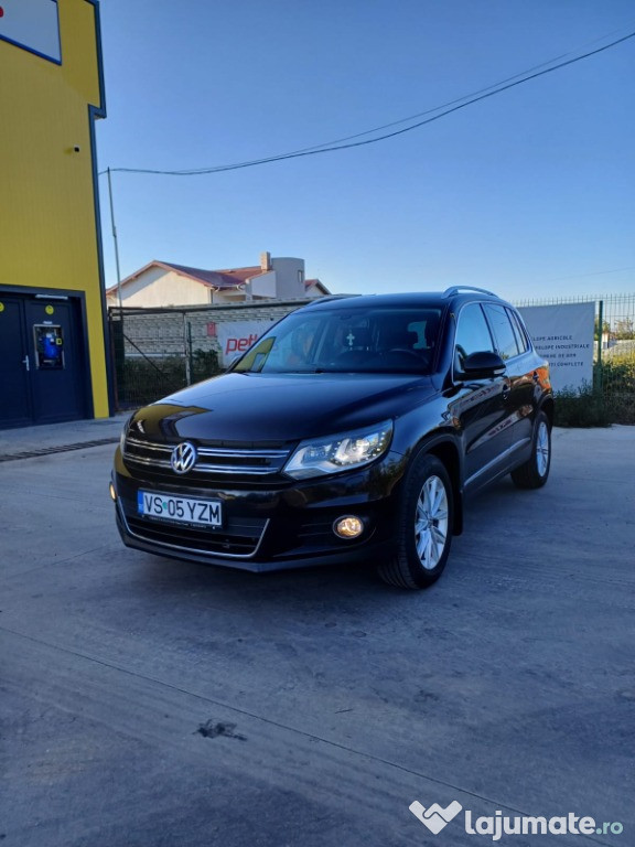 VW tuareg 4x4 an 2013 impecabil !!!