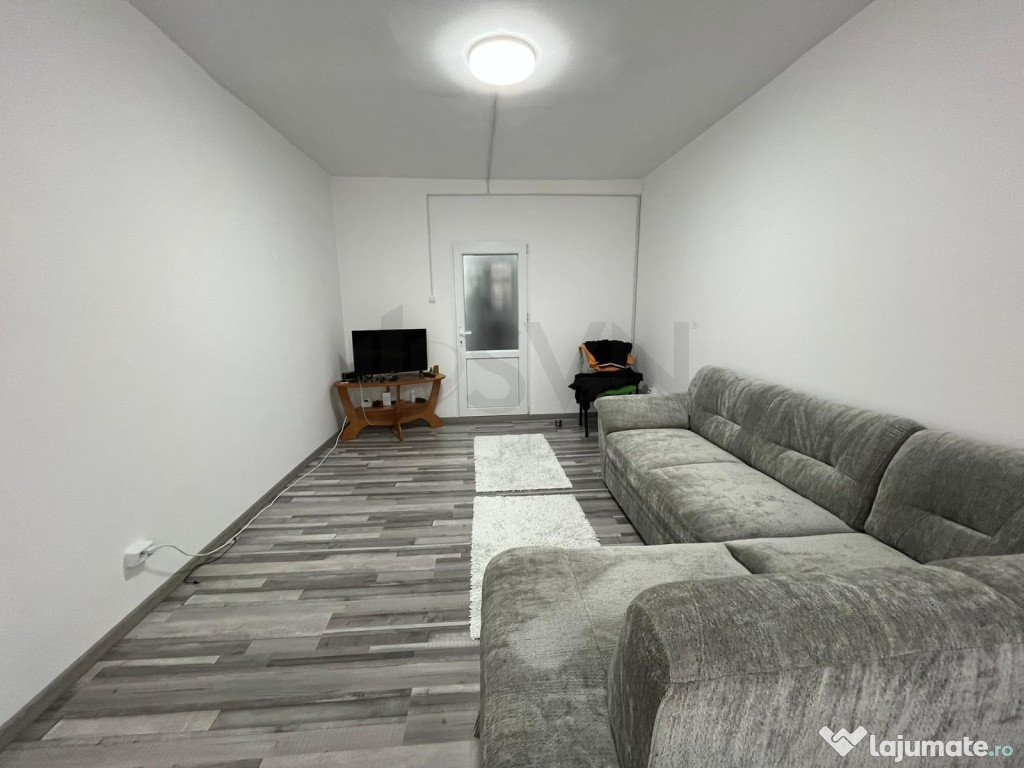 Apartament decomandat cu balcon vedere pe rasarit