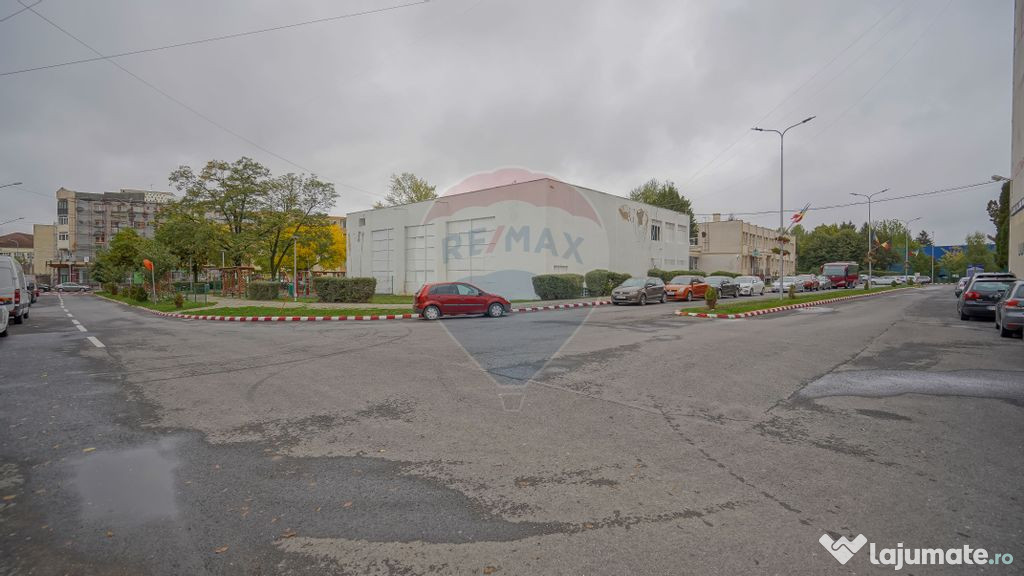 Spațiu de vanzare ideal depozitare judet Brașov Săcele...