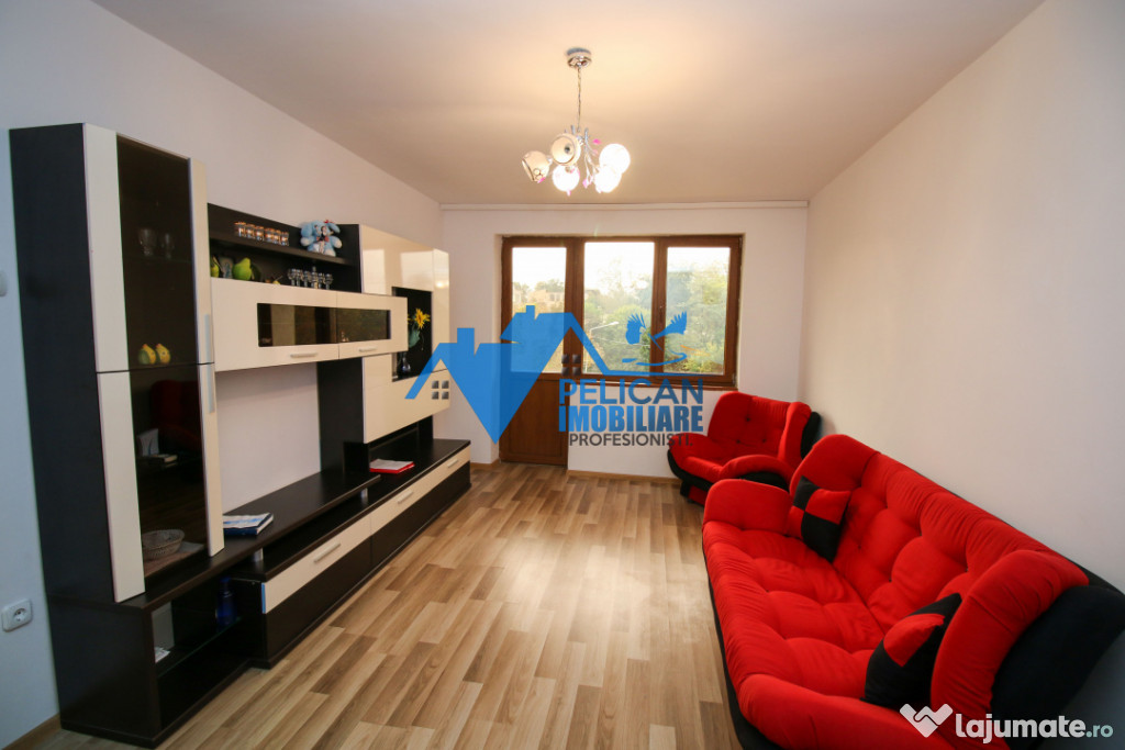 Vest, U-uri, 3 camere, decomandat, renovat