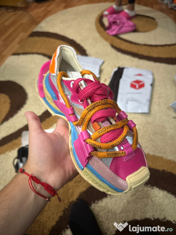 Adidasi Calitate premium