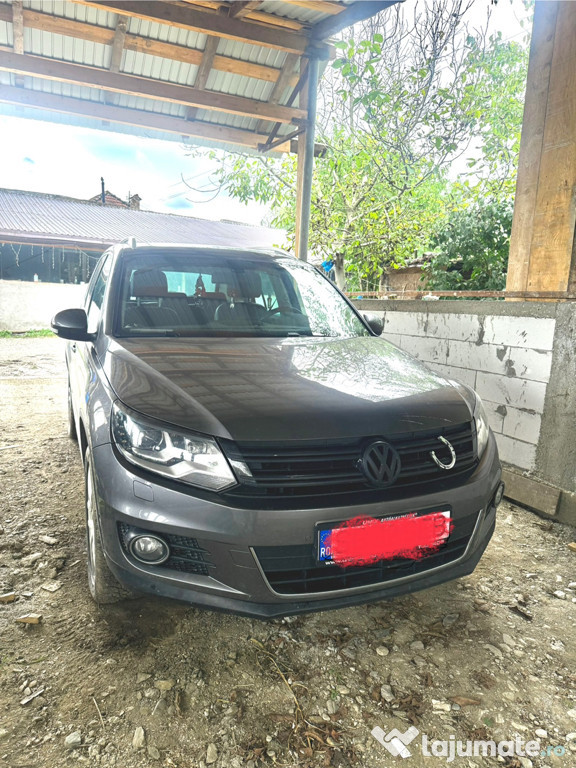 Vând Volkswagen tiguan