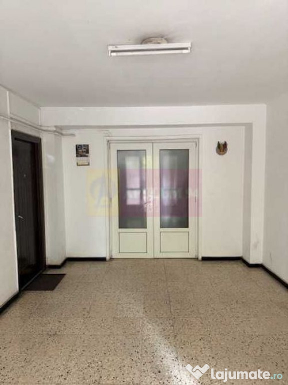 Vanzare apartament 4 camere Titan, metrou M1
