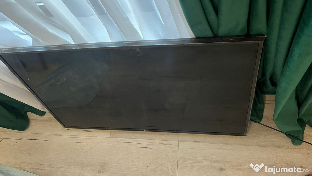 TV LG 43UK6400PLF defect, ecran spart – pentru piese